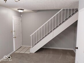 7434 Melanie Ln in Indianapolis, IN - Building Photo - Building Photo