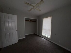 1211 Redbud St in Franklin, KY - Foto de edificio - Building Photo