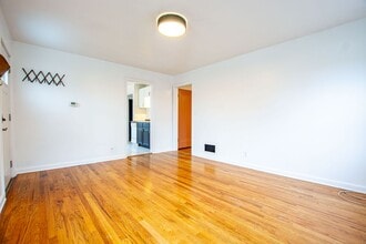 6019 Pine St in Omaha, NE - Building Photo - Building Photo