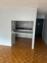 708 JFK Blvd E in Weehawken, NJ - Building Photo - Building Photo