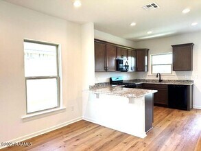 206 Wakely Ct in Lafayette, LA - Building Photo - Building Photo