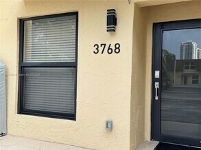 3768 NE 167th St in North Miami Beach, FL - Building Photo - Building Photo