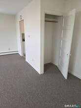 30 Nichols Ln in Waterford, CT - Building Photo - Building Photo