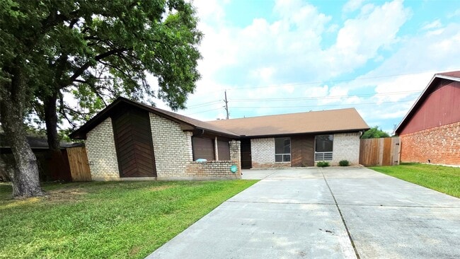 property at 6610 Northleaf Dr