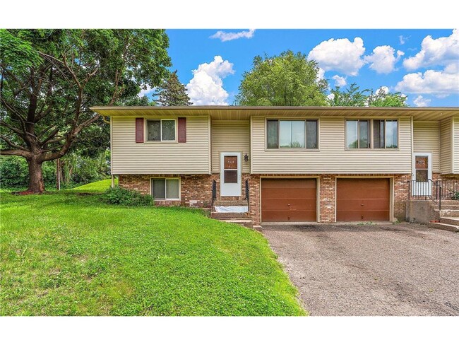 property at 964 McKnight Rd S