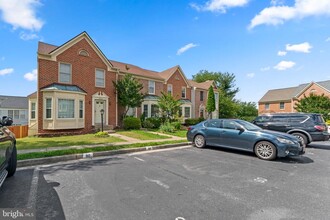 16812 Winston Ln in Woodbridge, VA - Building Photo - Building Photo
