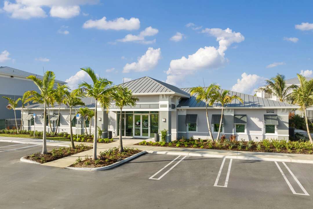 The Lucie at Tradition in Port St. Lucie, FL - Foto de edificio