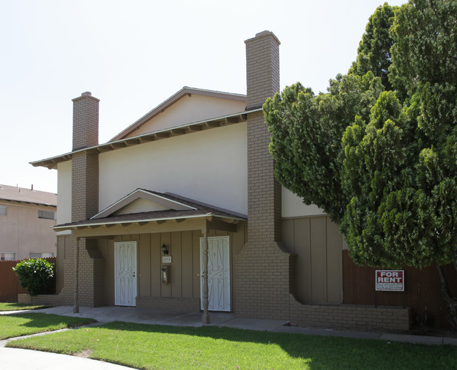 2939 Elgin Dr in Riverside, CA - Foto de edificio - Building Photo