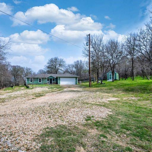 108 Halawa Ct in Bastrop, TX - Foto de edificio - Building Photo