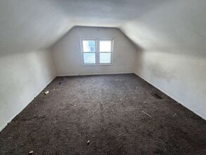 18107 North Blvd in Maple Heights, OH - Building Photo - Building Photo