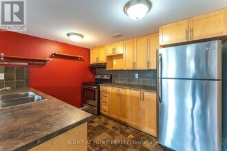 772 Chapman Mills Dr in Ottawa, ON - Building Photo - Building Photo