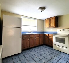 486 Fitzsimmons Rd in Red Hook, NY - Building Photo - Building Photo