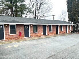 2648 US-9 in Ballston Spa, NY - Building Photo