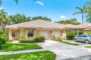 2519 Coral Trace Pl in Delray Beach, FL - Building Photo