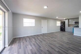4111 Stirling Rd, Unit 509 in Davie, FL - Building Photo - Building Photo