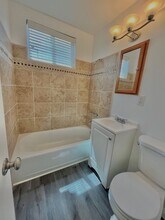 11634 Cedar Ave in Hawthorne, CA - Building Photo - Building Photo