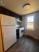 398-398 Ferndale Ave in Fort Erie, ON - Building Photo - Building Photo