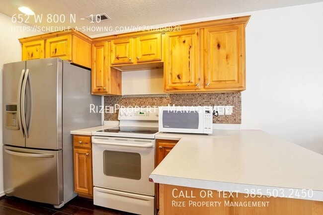 property at 652 W 800 N