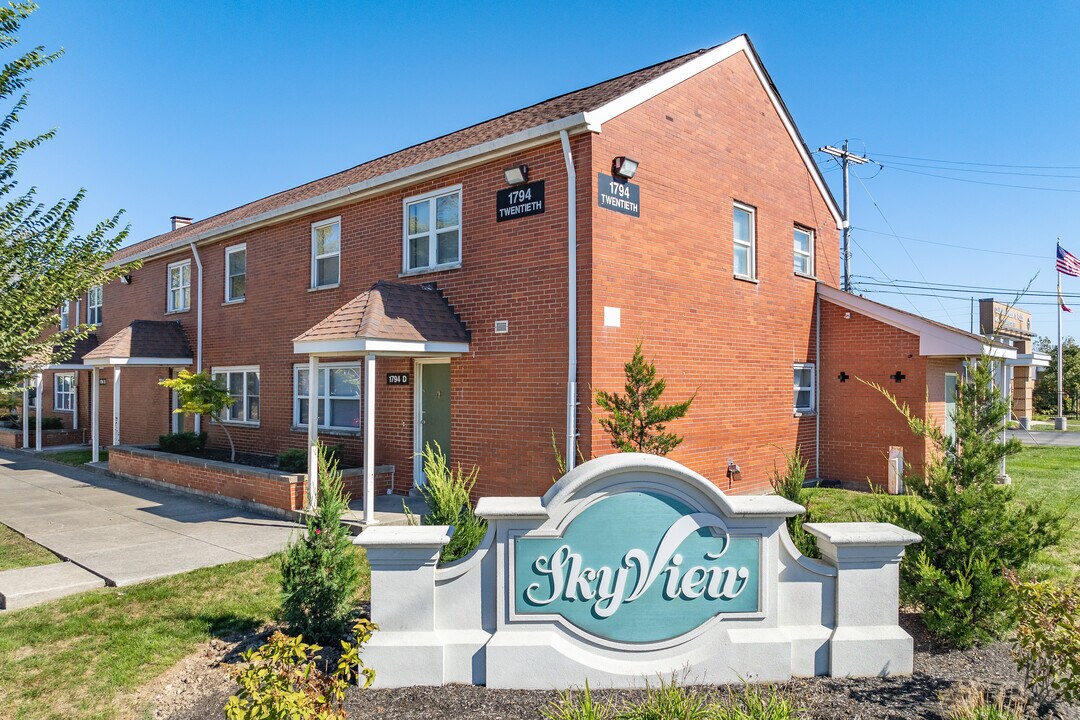 SkyView in Columbus, OH - Building Photo