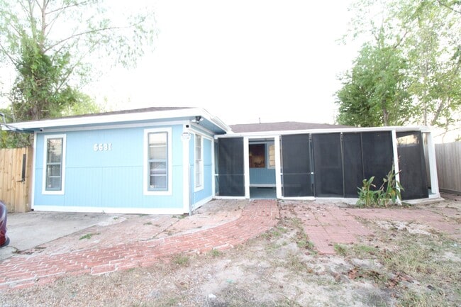 property at 6631 Castlebay Dr