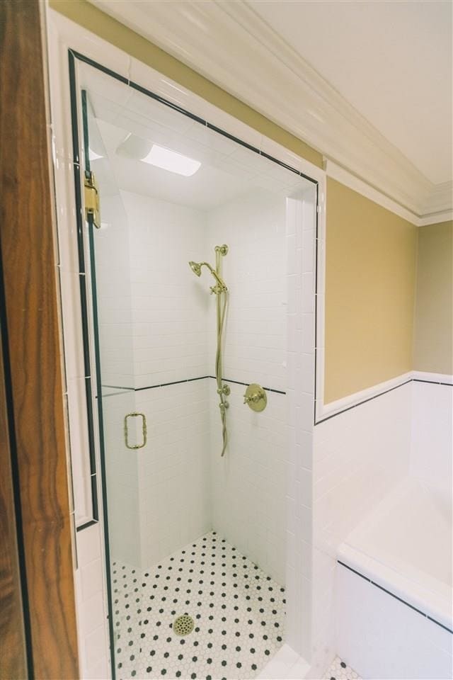 property at 121 N Monroe St