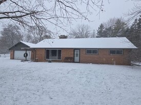 3365 Arroyo Rd in Brookfield, WI - Building Photo