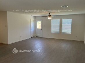 5070 Volunteer Dr in Ennis, TX - Building Photo - Building Photo