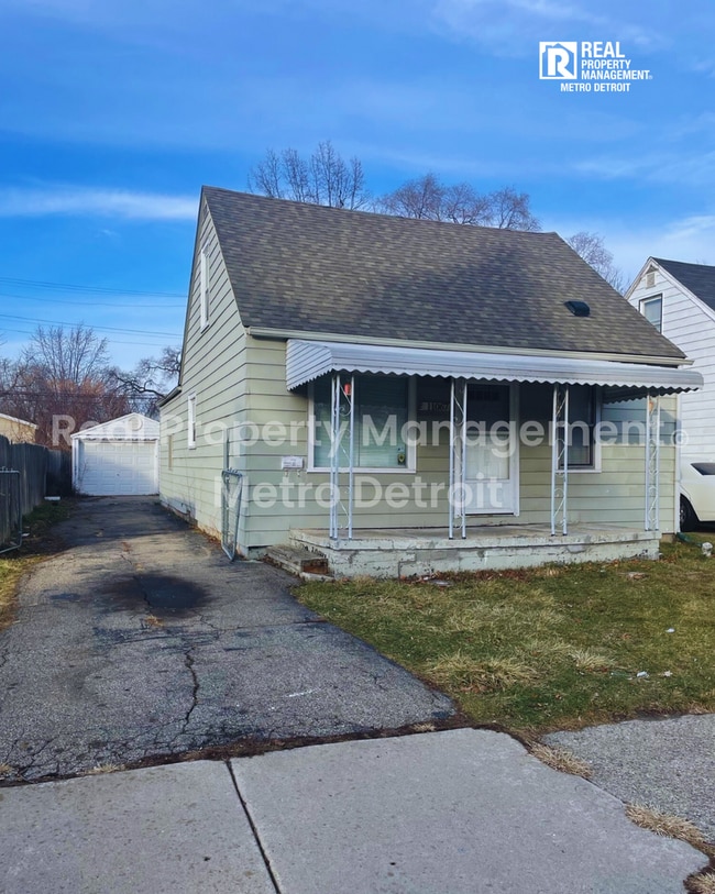 11067 Hupp Ave in Warren, MI - Building Photo - Building Photo