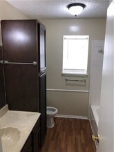 209 Vista Way-Unit -215 in Benbrook, TX - Foto de edificio - Building Photo