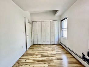 397 1st St in Jersey City, NJ - Building Photo - Building Photo