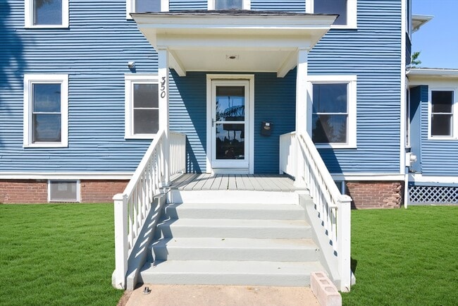 property at 350 King St