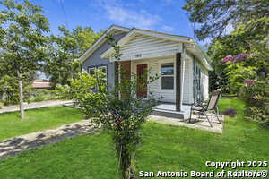 1611 E Carson St in San Antonio, TX - Building Photo - Building Photo