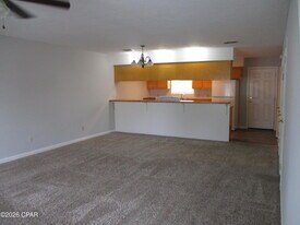 1218 Stephen Dr in Panama City, FL - Building Photo