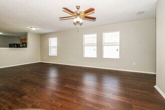 1815 Northridge Dr in Terrell, TX - Building Photo - Building Photo