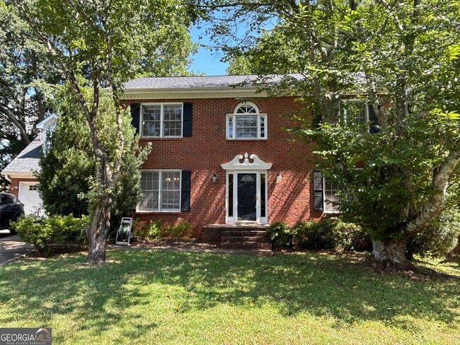 property at 700 Singley Ct SW