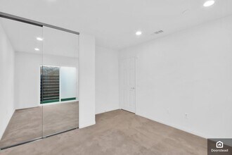 14404 Kiwi Ln, Unit 4 in Gardena, CA - Foto de edificio - Building Photo