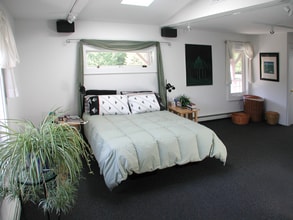 11 River Park Dr in New Paltz, NY - Building Photo - Building Photo