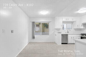 739 Croft Ave in Los Angeles, CA - Building Photo - Building Photo