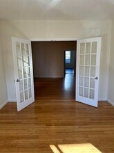 125 W 28th St in Bayonne, NJ - Building Photo - Building Photo