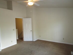645 Archdale Dr in Sumter, SC - Building Photo - Building Photo