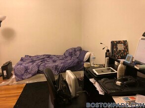 17-19 Washington St., Unit 407 in Malden, MA - Building Photo - Building Photo