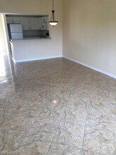 8298 Key Royal Ln-Unit -433 in Naples, FL - Building Photo - Building Photo