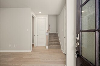 10015 Rustic Charm St in Houston, TX - Building Photo - Building Photo