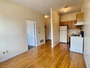 618 Washington St in Hoboken, NJ - Building Photo - Building Photo