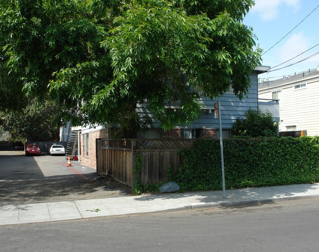 367 N Claremont St in San Mateo, CA - Building Photo - Building Photo