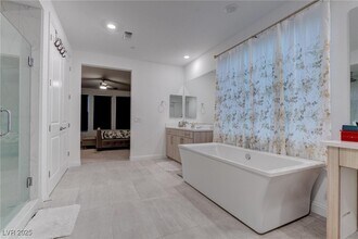 230 Carmel Sky St in Las Vegas, NV - Building Photo - Building Photo