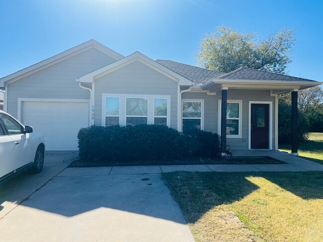 property at 1920 Elizabeth St