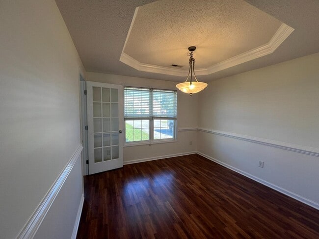 100 Dover Ct E in Sanford, NC - Building Photo - Building Photo