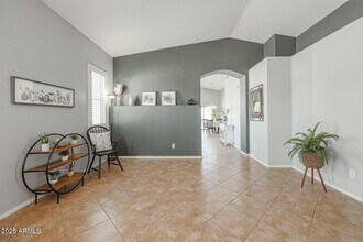 4013 E Ironhorse Rd in Gilbert, AZ - Building Photo - Building Photo