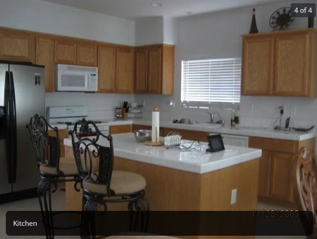 3932 Memoir Ct in Tracy, CA - Building Photo - Building Photo